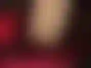 Sottomessa ai piedi della castità, la padrona stuzzica lo schiavo amante dei piedi in collant con archi alti, morbide suole in nylon e dita dei piedi che si muovono, le chiavi della tua gabbia penzolano proprio davanti a te... Dolce tortura...