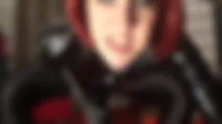 Un enorme cazzo nero e un cocktail di sputi: il tuo culo da troia pieno del mio gigantesco cazzo nero con la bocca aperta per ricevere la mia gustosa saliva.