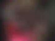 Gambe da urlo, vestita con collant neri trasparenti e bellissime décolleté nere... La padrona vivian sa cosa eccita un amante delle gambe.