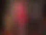 Provocante e sensuale in abiti e body molto sexy, molto corti e attillati, con la giusta dose di pantaloncini sotto la gonna, face sitting e adorazione del corpo.