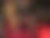 Un ragazzo che si masturba, la tua padrona ti incoraggia a masturbarti il cazzo sulle sue gambe in collant, sul suo culo e sulle sue mutandine.