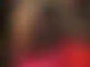 Non puoi proprio resistere alla tentazione della tua dea in nylon che mi stuzzica lentamente con le sue meravigliose gambe lunghe e le sue dita dei piedi sexy.