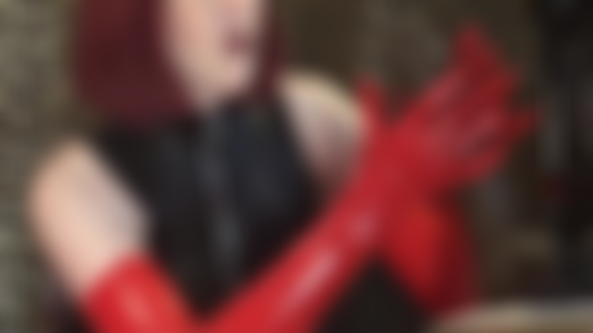 Bbc munta con guanti di lattice rosso - questo grosso cazzo nero ti fa invidia. Oh, cosa daresti per sentire queste mani di gomma lisce che ti accarezzano lo sperma fuori dal cazzo...