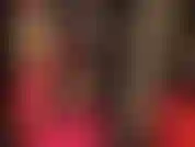 I pantaloni di pelle mi stuzzicano con 3 paia di décolleté con tacco alto diverse.