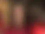 Adoro i tacchi alti e le gambe in nylon, con mules sexy e tacchi a spillo extra alti.