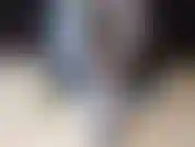 Oliare piedi e gambe, mostrare figa e tette.