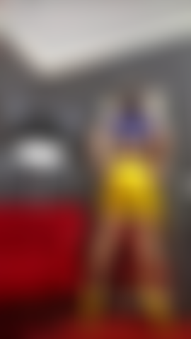 Provo lattice, collant, fumo e tette.