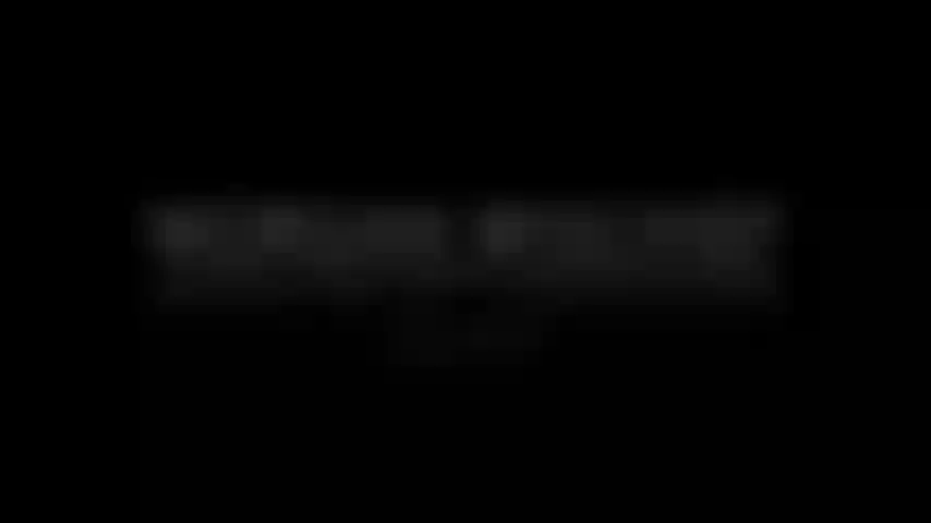 La cheerleader morgan non vede l'ora di mettersi in mostra davanti alla squadra di football!