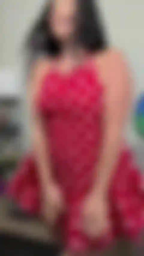 Buona bistecca e giorno di pompini! Vorresti il tuo bj prima o dopo cena? Gfe con sborrata facciale.