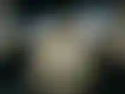 Reggiseno di pizzo con tette in primo piano, tette che colpiscono, olio con conto alla rovescia per la sborra alla fine.