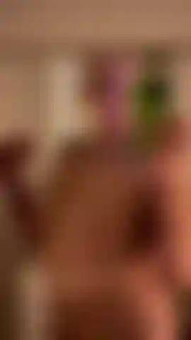 Sample clips to introduce myself.