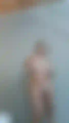 Che balla nuda e sexy.