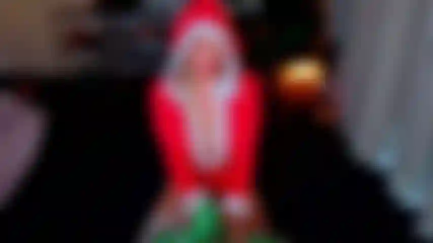 Lap dance for SantaI climbed onto Santa’s lap… think you could handle me too? Dancing on your lap, teasing your cock before I ride you and cum all over you.