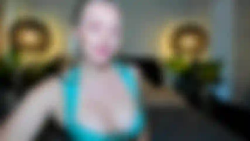 Amore strapon. Accetta di averne bisogno. Rilassati e lascia che ti guidi, portando via ogni tensione, aprendo la tua mente all'amore strapon. Il mio corpo perfetto, la voce sexy è tutto ciò di cui hai bisogno per innamorarti del mio cazzo e continuare a tornare per averne di più.