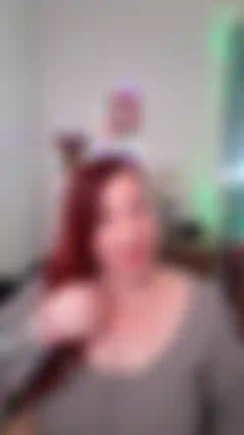 1 La prima volta con te, un bj da 11 pollici, tremando il culo.