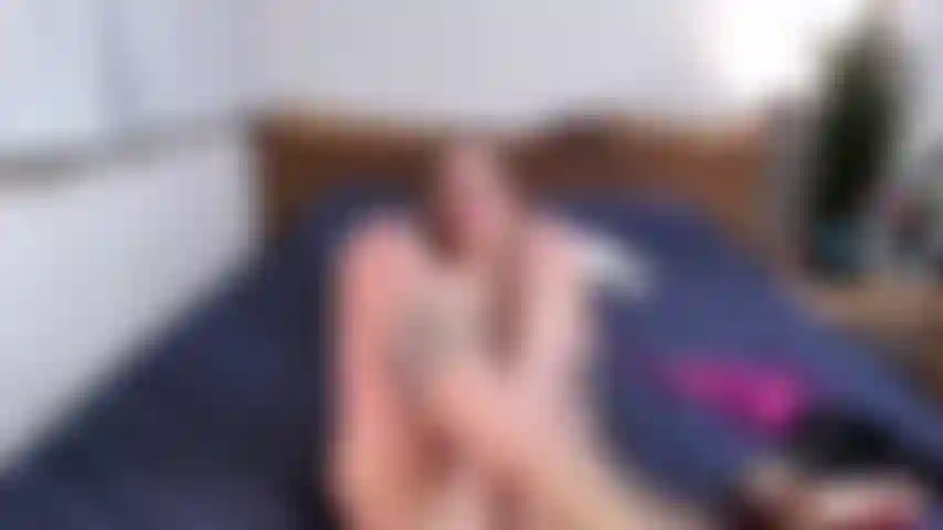 21. Hot milf joi con giochi di figa con 10 conteggi.