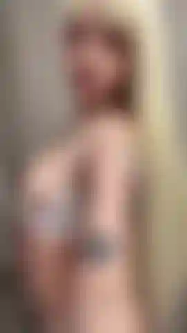 Facciamoci delle sculacciate insieme.