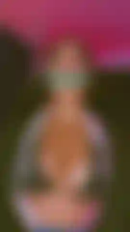 Un delizioso rimbalzo di tette.