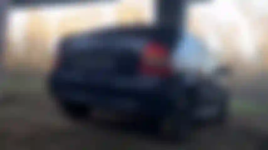 shaking, bouncing and moving car back and forth while i jump in it