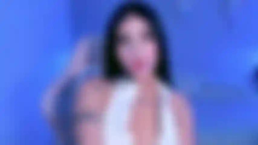 Che si lecca le dita dei piedi.