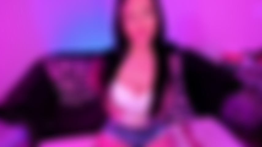 Imbavagliami con il tuo pompino, frustami e scopami profondamente.