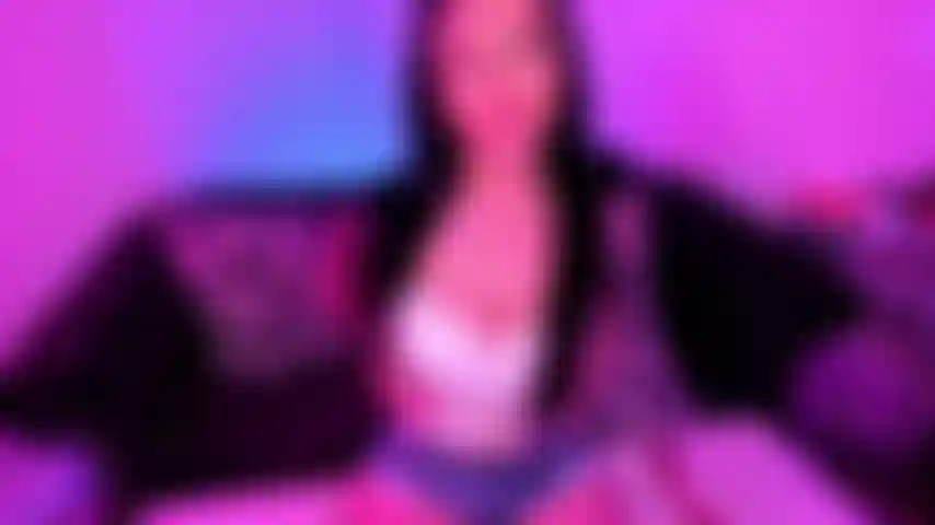 Imbavagliami con il tuo pompino, frustami e scopami profondamente.