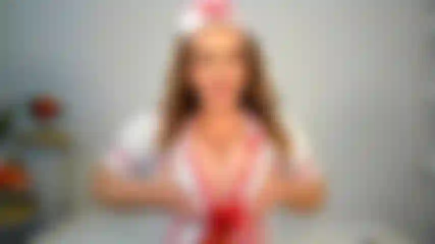 Infermiera simpatica.