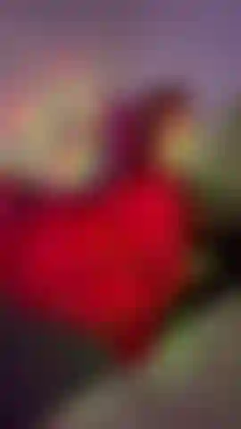 My round buttocks enjoy my fingers rubbing them, but my wet pussy gets juicy and drips as my buttocks bounce Come on, bury your face between my buttocks.