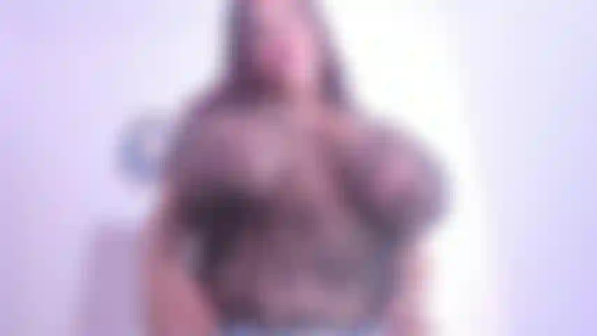 Ti piace la mia figa pelosa e il mio culo? Mi masturbo.