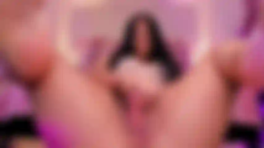 Fucking my cunt going to slow to fast....