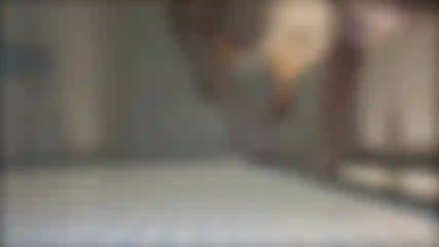 Mi stai spiando durante la doccia? Io che faccio una doccia calda completamente nuda, piedi, stuzzichini di schiuma.