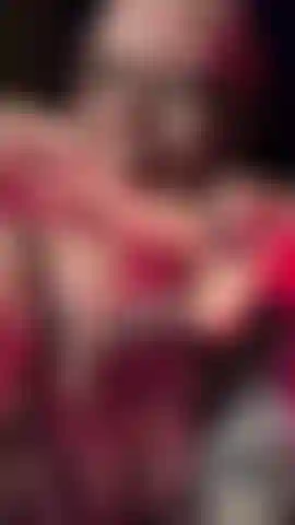 enjoy a little dirtytalk and cum eating instruction / CEI with me. getting my tits out and cover me, i also prepared a little dessert for us!