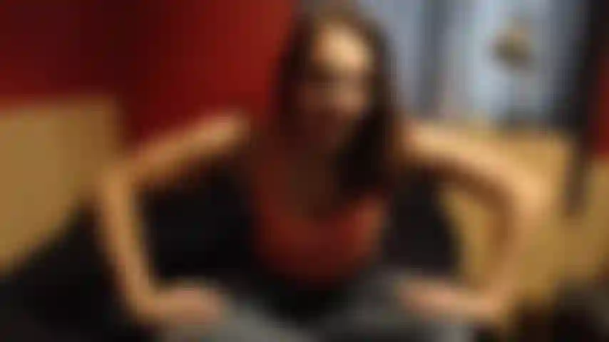 ' Oggetti dal frigo' guardami mentre gioco (per la prima volta) con un cetriolo, carote e una banana... Tantissime viste ravvicinate.... Tasty!