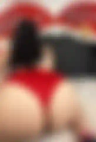 Pawg con il culo grasso che rimbalza.