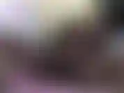 Toccami il mio stretto buco rosa finché non vengo forte.