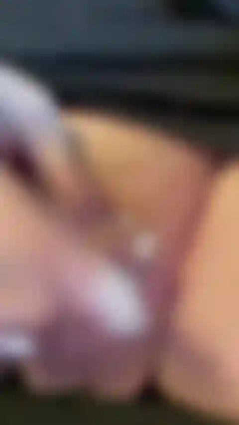 Il cazzo molto duro di liv.