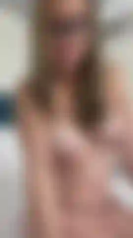 I love fucking my pussy with my dildo