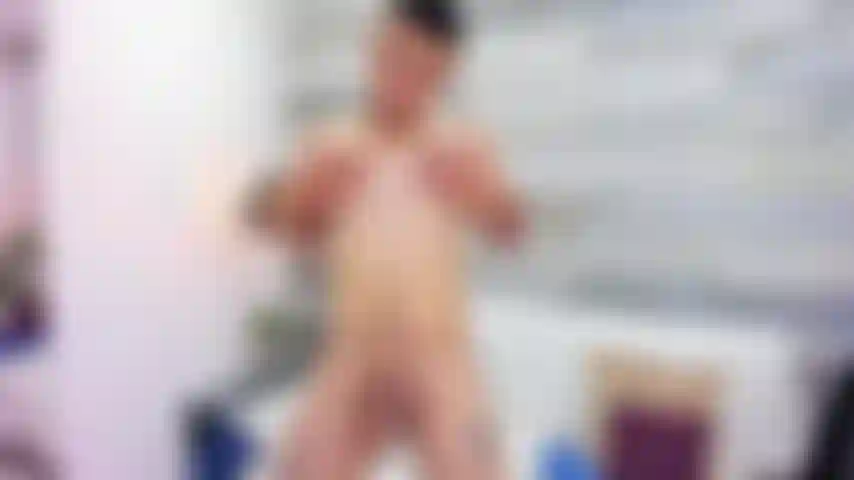 Mi masturbo il mio cazzo duro per te.