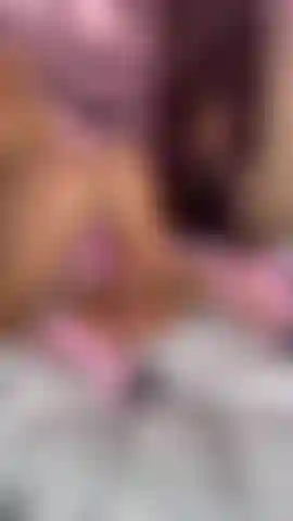 Mi considero la migliore cowgirl che cavalca il cazzo in questa pagina, hehe.