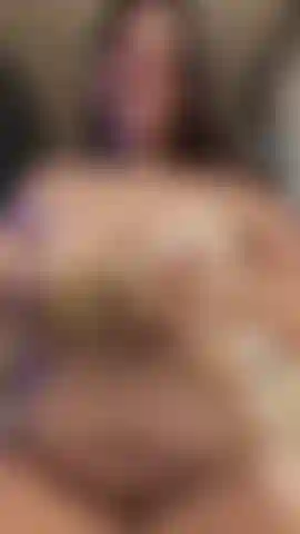 BBW MIL Oiling up my Titties. Watch me massage oil