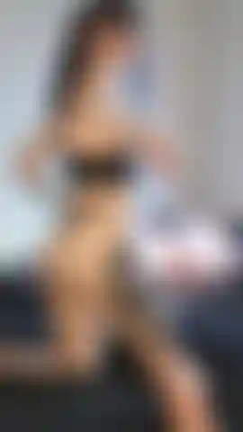 Cowgirl al contrario e la mia figa fradicia pt 1.