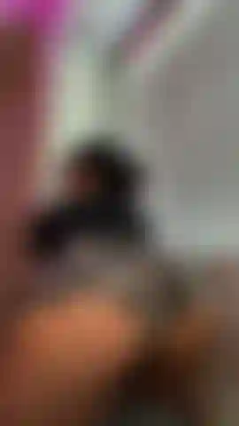 Guardami sculettare dopo una lunga e dura giornata.
