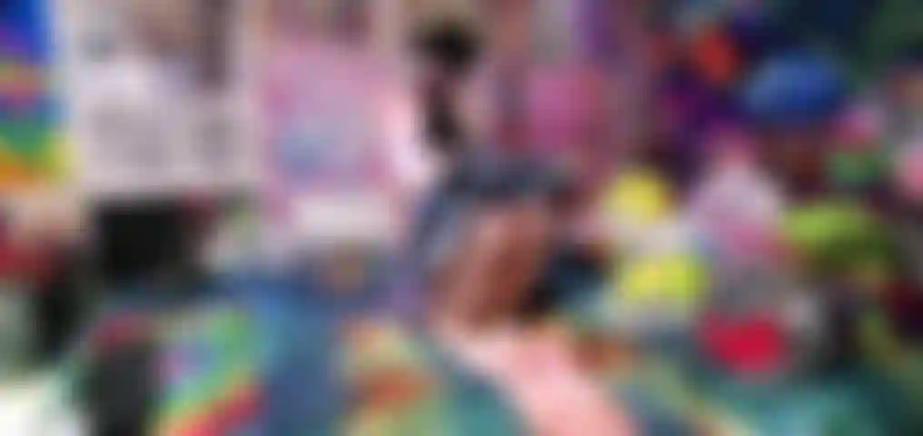 2 Min sexy slip con gonna upskirt flash 2024.