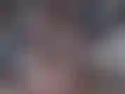 I piedi nudi si fanno una sega e mi vengono sulle piante dei piedi sexy.