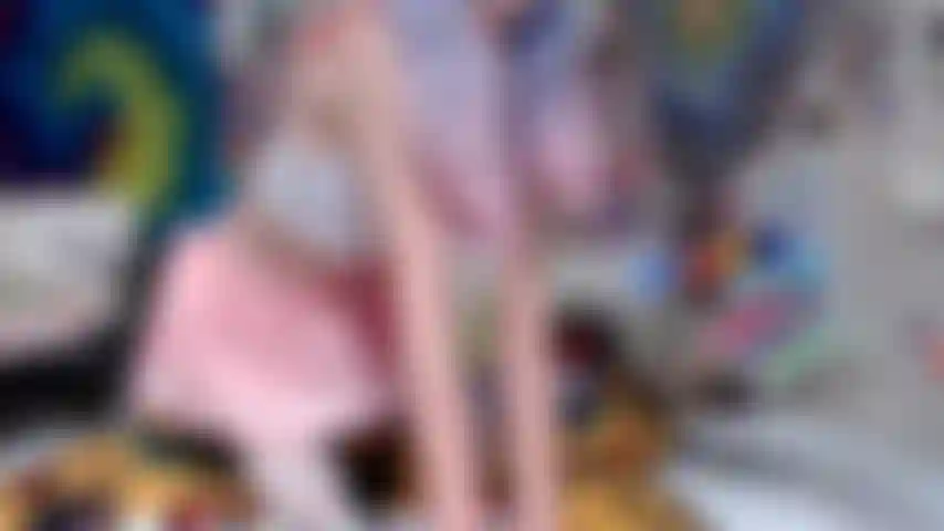 Una carina ragazza da sogno kawaii e il suo allettante gioco di bordo (joi).