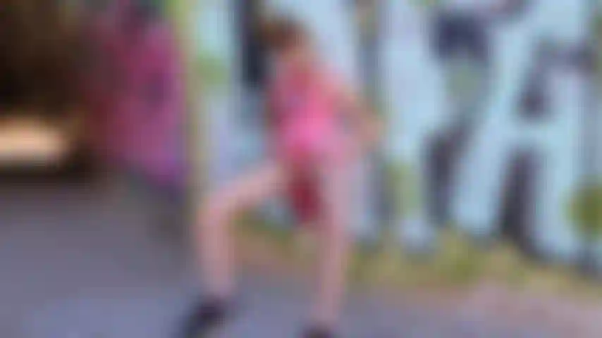 Princess peach si salva con il ripieno delle mutandine, gioca con la figa intensamente bagnata e viene forte e forte !!!