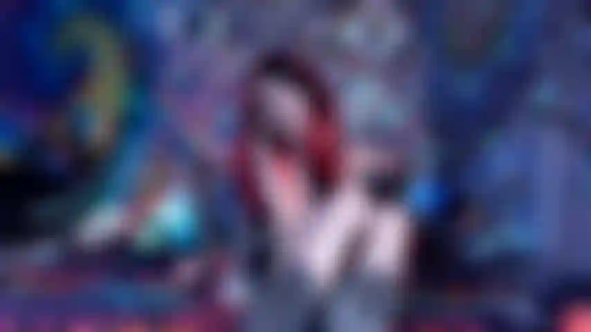 La dea del tallone più perversa (scopata con il tallone + adorazione).