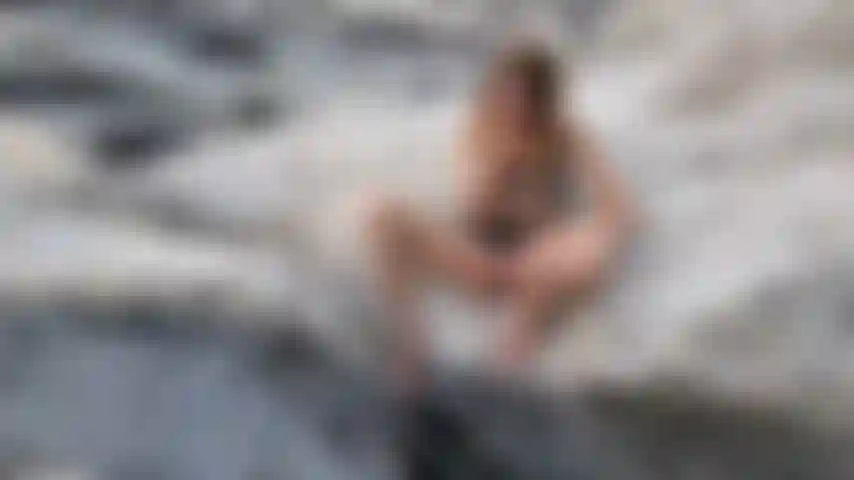 Gioco di figa a cascata all'aperto.