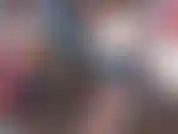 Guarda la principessa mentre si strappa i vestiti e allarga le gambe per l'eccitazione! ;).