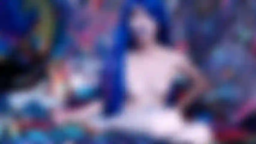 La regina del deepthroat dei sogni blu (dildo enorme!).